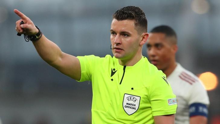 Scottish referee Nicholas Walsh 